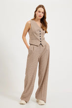 Load image into Gallery viewer, Plaid Vintage Vest Suit
