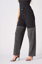 Load image into Gallery viewer, 2-in-1 Detachable Wide Leg Jean - Black
